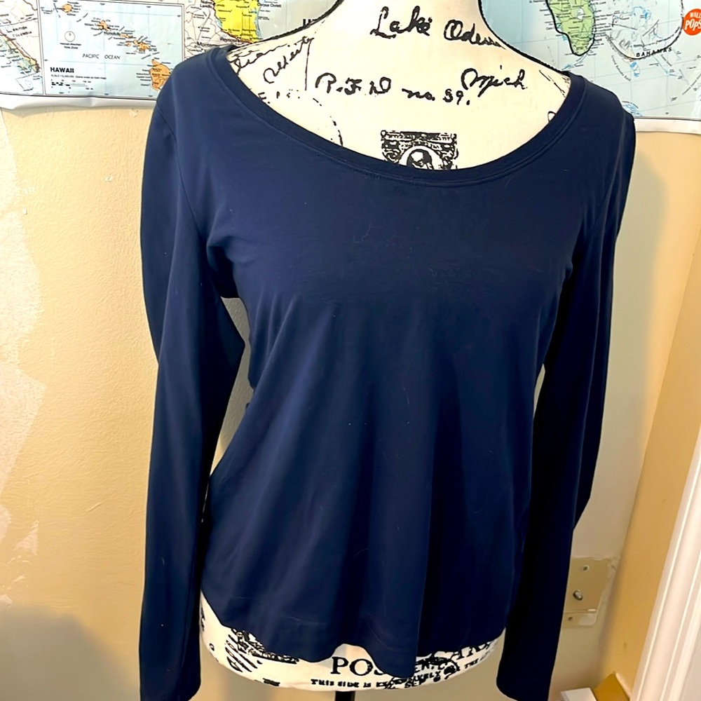 Athleta navy tee